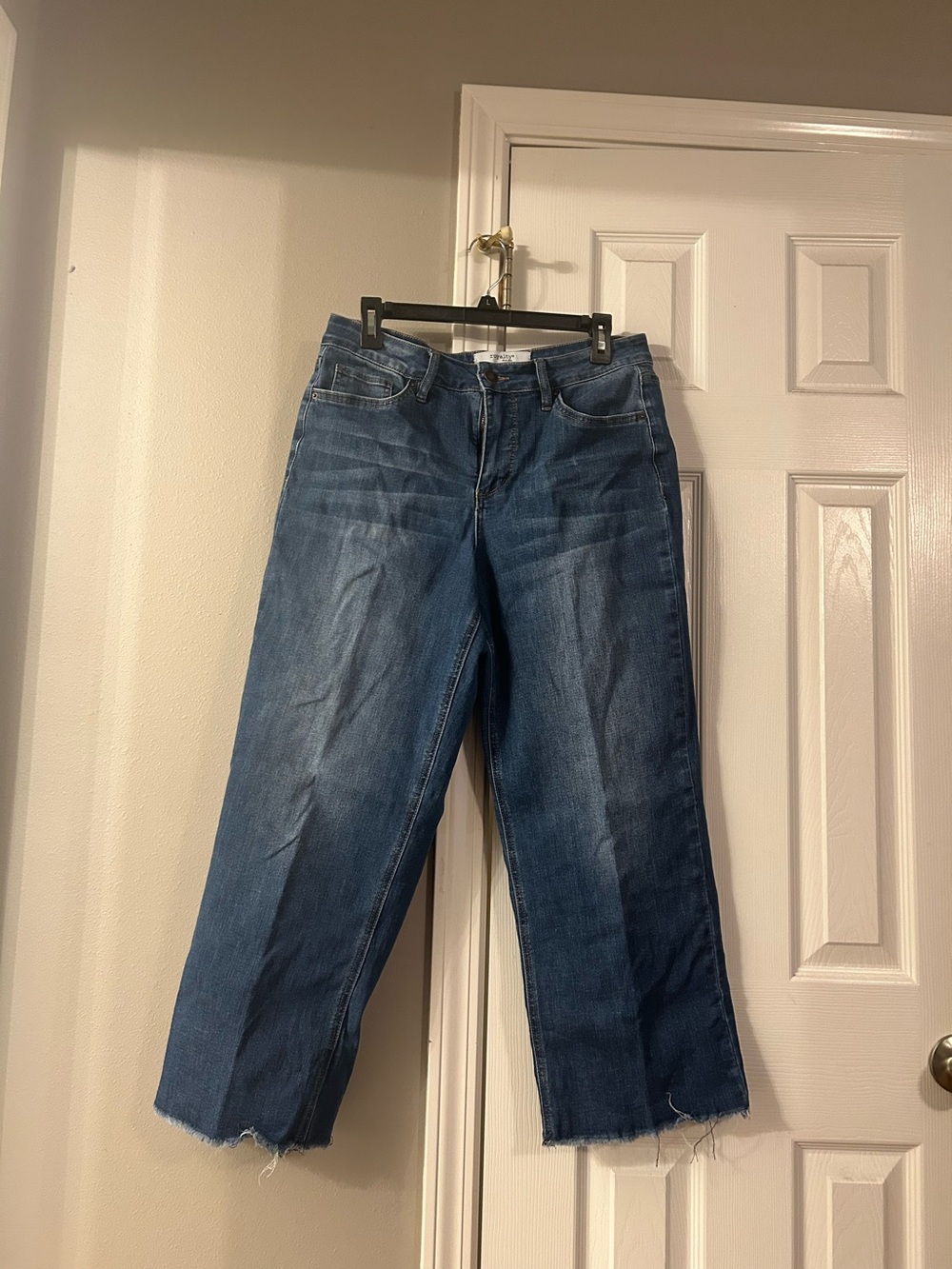 Royalty For Me Women’s Straight Leg Jeans in Medium Blue